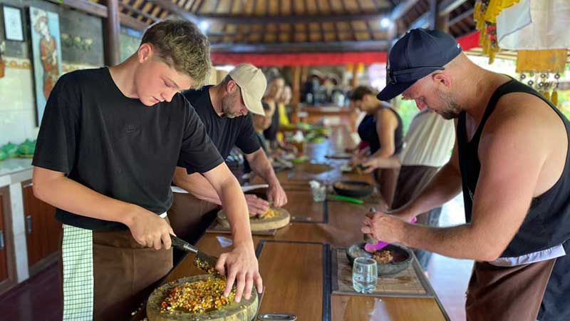 Bali River Tubing and Cooking Class
