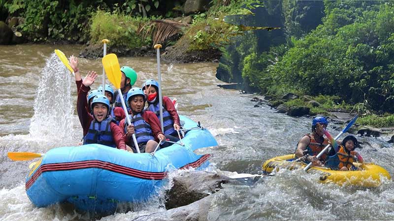 River Tubing vs Rafting in Bali